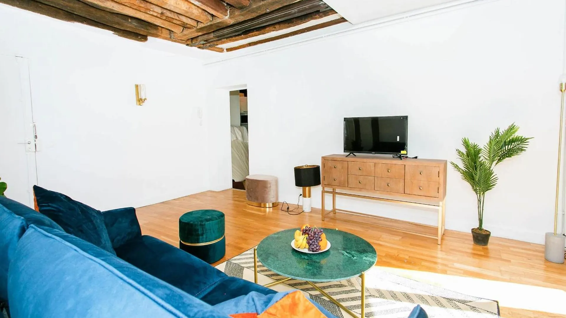 Le Louvre & Rivoli - 1Br - Cityapartmentstay Paris Frankrike
