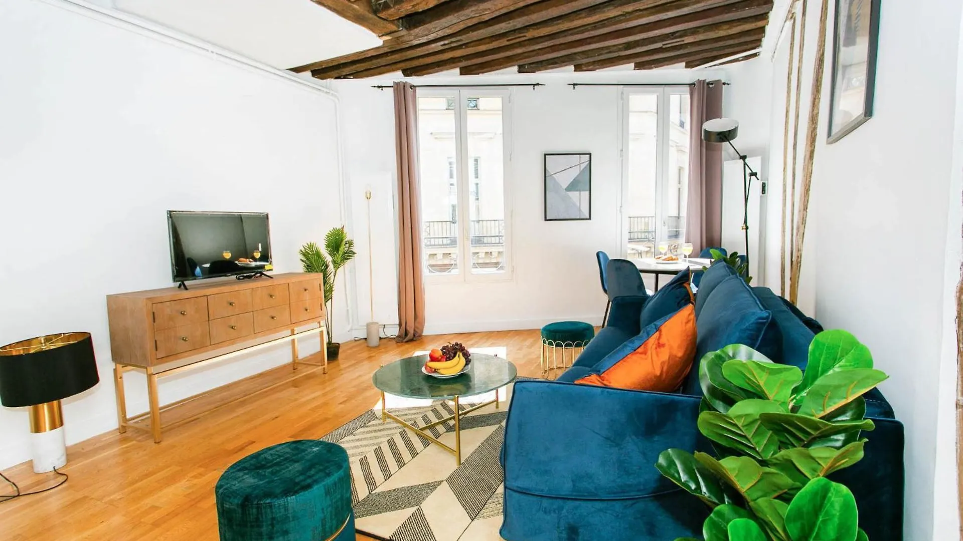 Le Louvre & Rivoli - 1Br - Cityapartmentstay Paris France